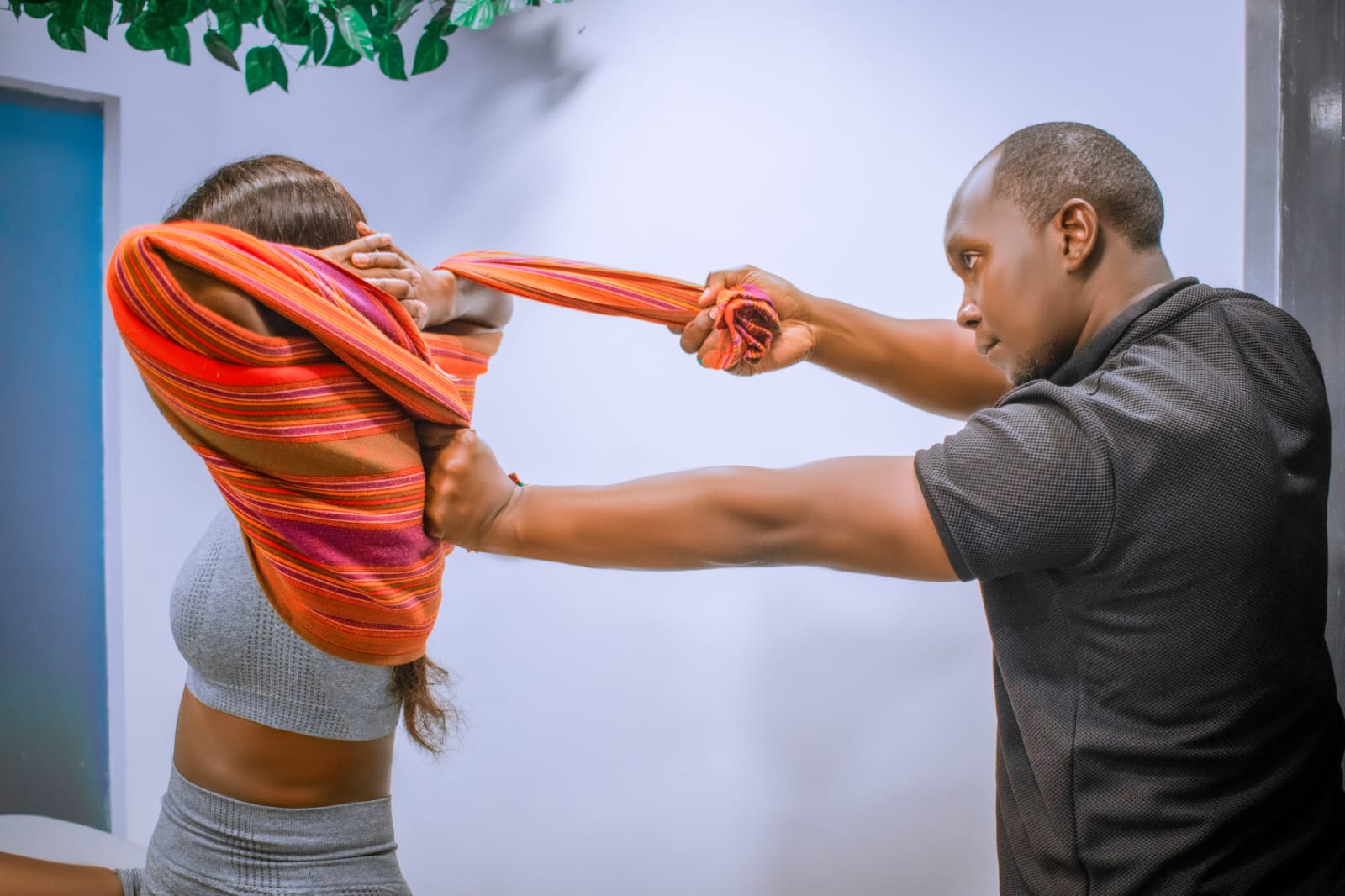 A 1-on-1 stretch therapy session